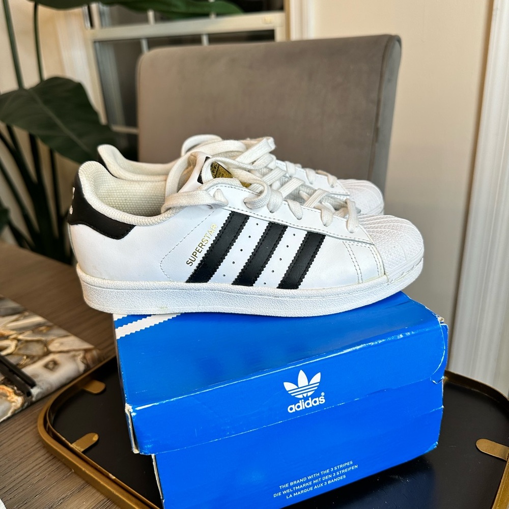Adidas low shell tops. Superstar J
